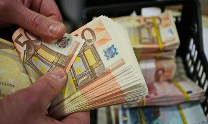 Αύξηση 443 εκατ. ευρώ στις καταθέσεις τον Σεπτέμβριο