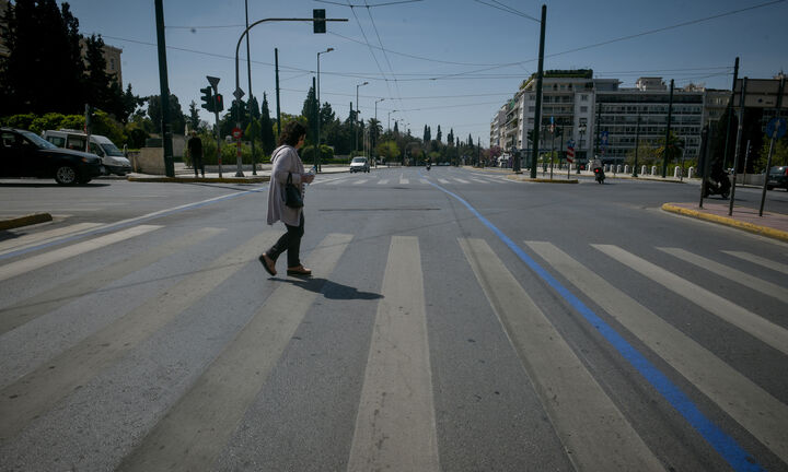 ΙΟΒΕ: Ο δείκτης οικονομικού κλίματος σε άνοδο, υποχώρηση της καταναλωτικής εμπιστοσύνης