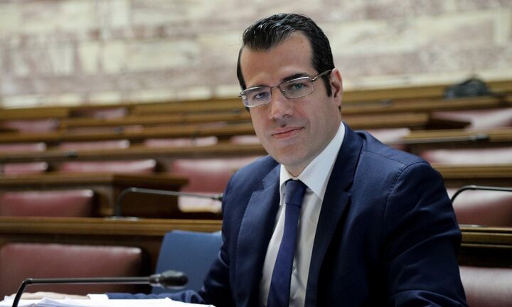 Πλεύρης: Κλιμάκωση μέτρων για ανεμβολίαστους - αν χρειαστεί