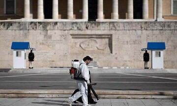 ECDC για Κορωνοϊό: Η Ελλάδα στις 10 χώρες της ΕΕ που βρίσκονται σε «πολύ ανησυχητική» κατάσταση