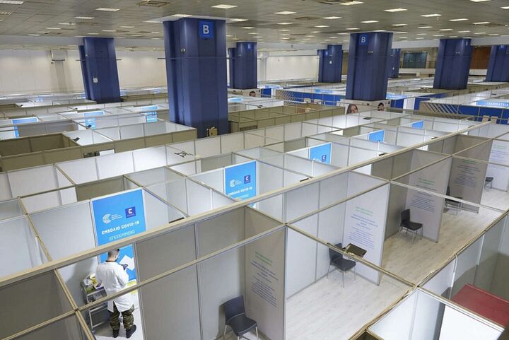 Στους 900.000 ο αριθμός των εμβολιασμένων με την τρίτη δόση - Ανοιχτή η πλατφόρμα