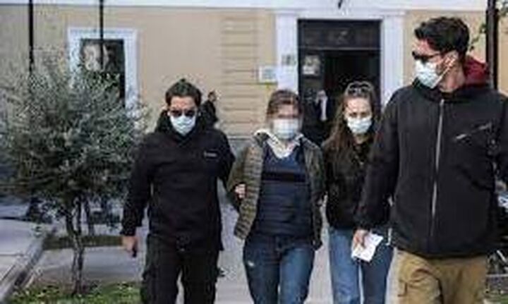 Πυροβολισμοί στο Χαλάνδρι: Η 49χρονη μέσα από την φυλακή - H κατάσταση υγείας του γιατρού