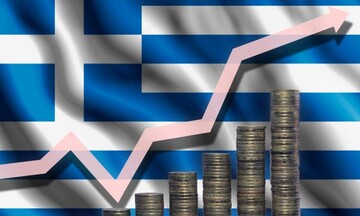 Eurobank: Οι τρεις παράγοντες που ευθύνονται για τη βελτίωση των εκτιμήσεων της ελληνικής οικονομίας