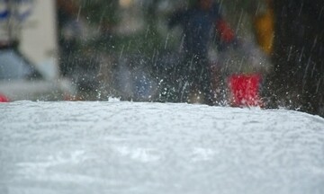 Βροχές και καταιγίδες, μετά το απόγευμα πιο έντονες και στην Αττική