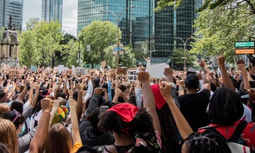Η μετάλλαξη "όμικρον" οδήγησε σε δημοψήφισμα την Ελβετία