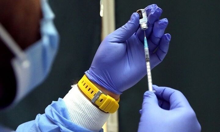 Παραλλαγή Όμικρον: Τι λένε οι επιστήμονες για την αποτελεσματικότητα των εμβολίων