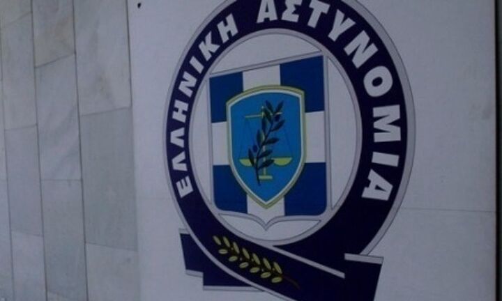 Δεκάδες αστυνομικοί εμπλέκονται στο κύκλωμα παράνομων ελληνοποιήσεων