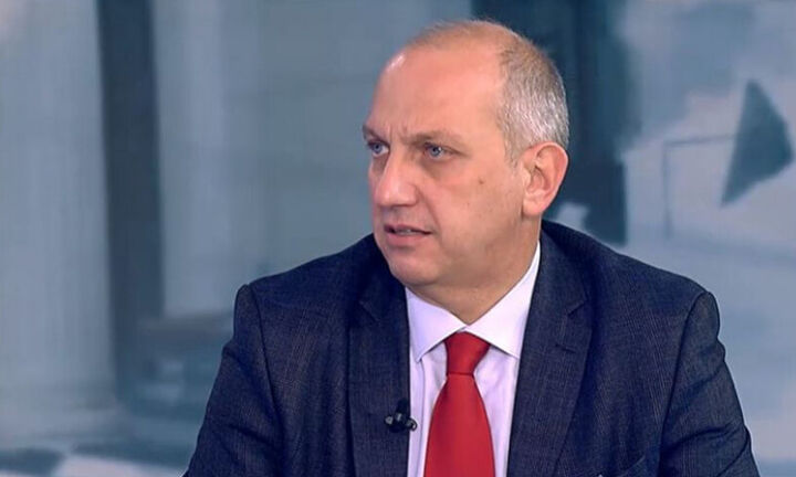 Οικονόμου: Αδιανόητο να γίνονται διακρίσεις στις ΜΕΘ-Μόνο υγειονομικά τα κριτήρια