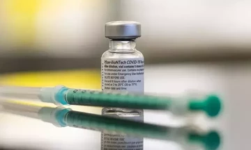 Αυλαία για τον εμβολιασμό παιδιών 5-11 ετών