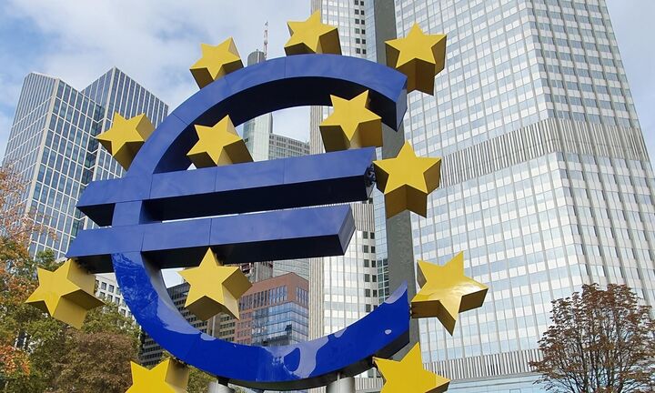 Προειδοποιήσεις ΔΝΤ για χαμηλά επιτόκια και κορωνοϊό