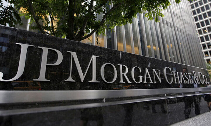 Η JPMorgan ζήτησε από τους ανεμβολίαστους υπαλλήλους της να εργάζονται από το σπίτι