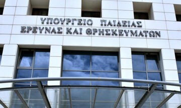 Υπουργείο Παιδείας: Έκτακτη επιχορήγηση 20 εκατ. ευρώ και 400 νέες θέσεις καθηγητών στα Πανεπιστήμια