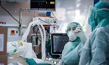 Κορωνοϊός: 4.696 νέα κρούσματα, 692 διασωληνωμένοι και 96 νεκροί
