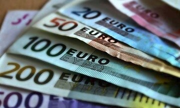 Χατζηδάκης: Μέσα στο α' εξάμηνο του 2022 αποφάσεις για τον κατώτατο μισθό