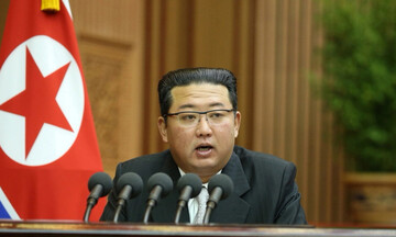 Βόρεια Κορέα: Πως τίμησε ο Κιμ Γιονγκ Ουν τη 10η επέτειο από το θάνατο του πατέρα του