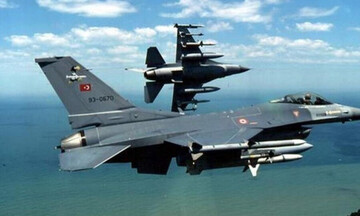 Υπερπτήσεις πάνω από τις Οινούσσες από τουρκικά F-16