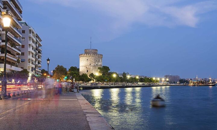 Δωρεάν φαγητό από καντίνα σε γειτονιές της Θεσσαλονίκης