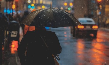 Η Κάρμελ έφερε χιόνια και βροχές