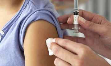  Άνοιξαν 120.000 ραντεβού για εμβολιασμό παιδιών 5-11 ετών τον Ιανουάριο