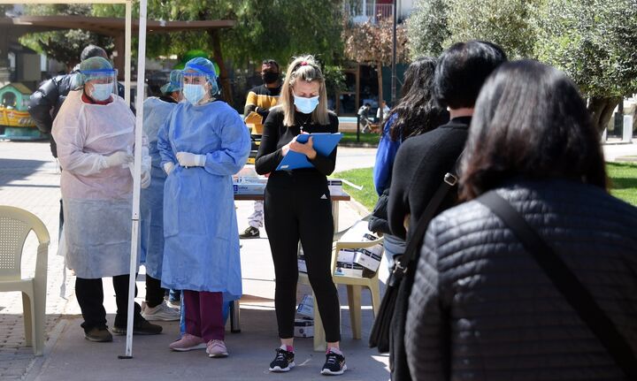Σοκ από Πλεύρη: Πάνω από 15.000 κρούσματα κορωνοϊού σήμερα