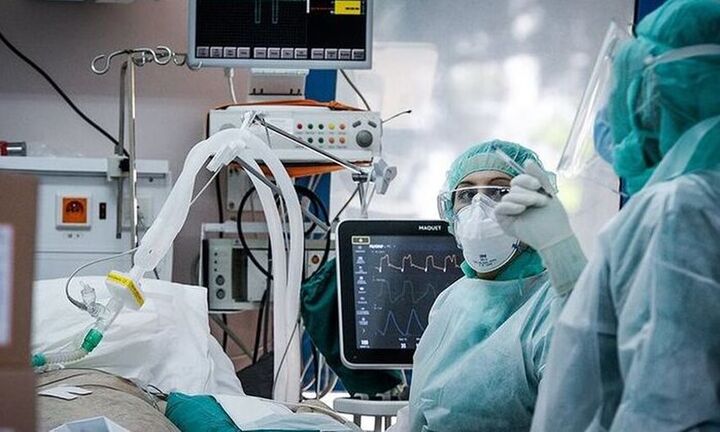 Κορωνοϊός: Νέο αρνητικό ρεκόρ με 28.828 νέα κρούσματα - 620 διασωληνωμένοι και 72 νεκροί