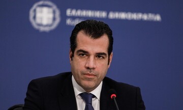Αποφάσεις εντός της εβδομάδας για το άνοιγμα των σχολείων - σενάρια για επέκταση υποχρεωτικότητας