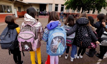 Ισπανία: Στις 10 Ιανουαρίου ανοίγουν τα σχολεία παρά την έξαρση της παραλλαγής Όμικρον