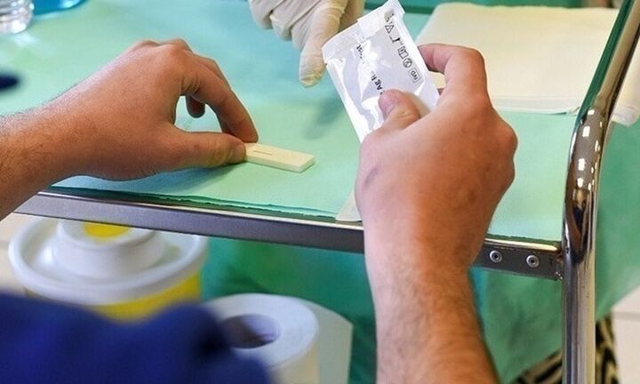 Ανιχνεύθηκαν 14.000 εν δυνάμει κρούσματα μέχρι χθες το βράδυ από τα self test