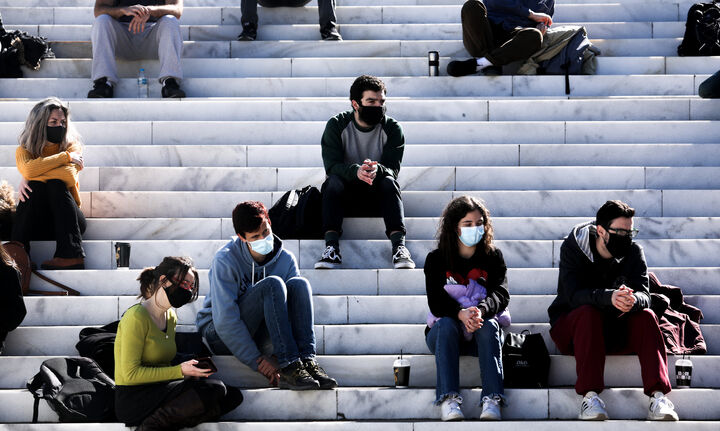 Σε 9.688 ανέρχονται σήμερα τα θετικά self test σε μαθητές και εκπαιδευτικούς