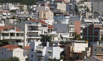 Συνάντηση ΕΑΕΕ και Σκρέκα για την ασφάλιση κτιρίων έναντι φυσικών καταστροφών