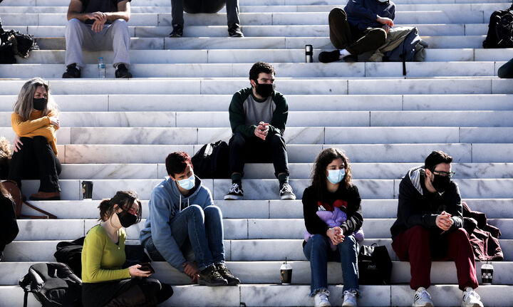 Σαρηγιάννης: Υπάρχει νέα μετάλλαξη, ίσως πιο μεταδοτική - Πώς σχετίζεται με την Όμικρον