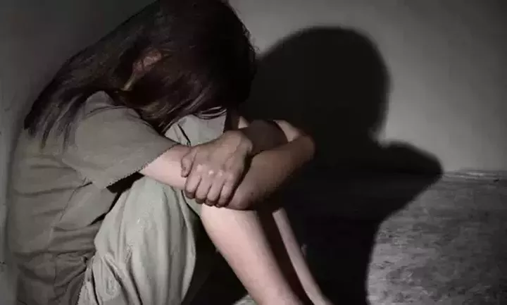Βιασμός 24χρονης: Σε κατάσχεση τα κινητά των τριών νεαρών ανδρών