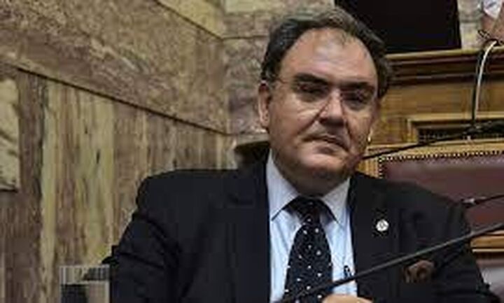 Σαρηγιάννης: Επανάκαμψη της πανδημίας - Στα 32.000 κρούσματα η κορύφωση του 5ου κύματος