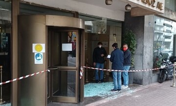 Επίθεση αγνώστων στο κτήριο του ΟΣΕ στο κέντρο της Αθήνας