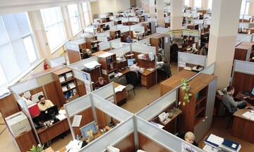 Στα «θρανία» οι υπάλληλοι του δημοσίου για ανάπτυξη των ψηφιακών δεξιοτήτων