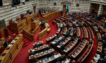  Στη Βουλή κατατίθεται το νομοσχέδιο για τον εκσυγχρονισμό του ΕΦΚΑ