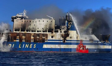 Euroferry Olympia: Στην Κέρκυρα οι συγγενείς των 12 αγνοουμένων - Ανάμεσα τους τρεις Έλληνες (vid)