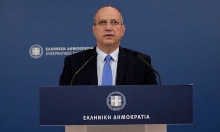 Οικονόμου: Ξεκίνησαν οι αιτήσεις για το νέο πρόγραμμα για 25 χιλ. ανέργoυς