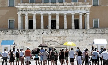 Πως η ρωσική εισβολή στην Ουκρανία επηρεάζει τον ελληνικό τουρισμό 