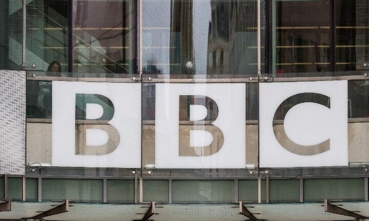 Η Ρωσία περιόρισε την πρόσβαση στη ρωσική υπηρεσία του BBC, του Radio Liberty, στη DW και στο Meduza