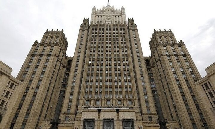Interfax: Η Μόσχα ζητά επιστροφή σε "ειρηνική συνύπαρξη" με την Ουάσινγκτον όπως στον Ψυχρό Πόλεμο