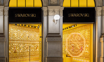 Η Swarovski ανακοίνωσε την αναστολή των δραστηριοτήτων της στη Ρωσία