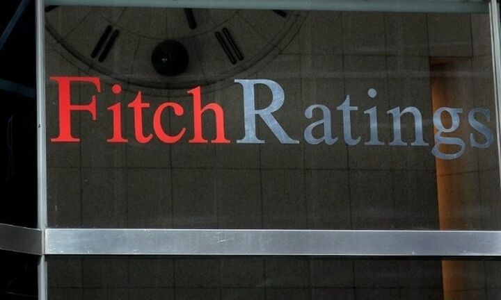 Fitch: «Άμεση» η προοπτική η Ρωσία να κηρύξει «επιλεκτική», αν όχι πλήρη στάση πληρωμών