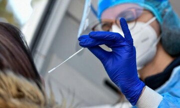Κορωνοϊός: 23.335 νέα κρούσματα, 360 διασωληνωμένοι και 61 νεκροί