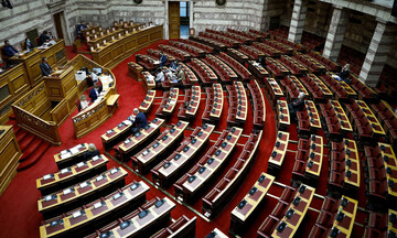  Βουλή:Ψηφίσθηκαν οι ενεργειακές συμβάσεις με Ηνωμένα Αραβικά Εμιράτα, Ινδία