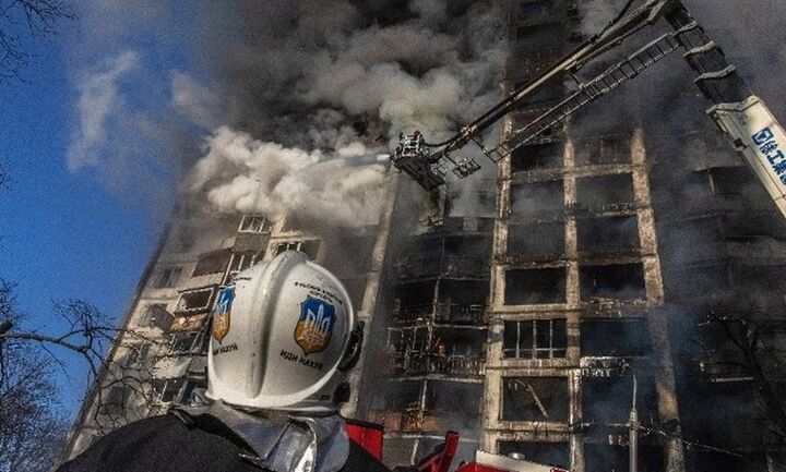 Απαγόρευση κυκλοφορίας για 36 ώρες στο Κίεβο- Ζημιές στο αεροδρόμιο του Ντνίπρο