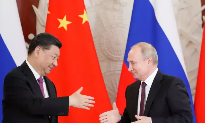 Μόσχα και Πεκίνο συνεργάζονται για να δημιουργήσουν εναλλακτικό σύστημα στο SWIFT