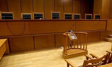 Ξανά σε δίκη ο ψυκτικός που σκότωσε πελάτισσά του