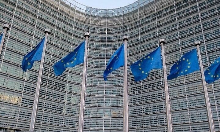 Η ΕΕ συζητά το ενδεχόμενο επιβολής εμπάργκο στο πετρέλαιο της Ρωσίας