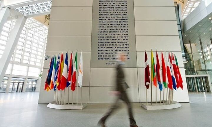Παύση εργασιών για την RCB Bank στην Κύπρο αποφάσισε η ΕΚΤ